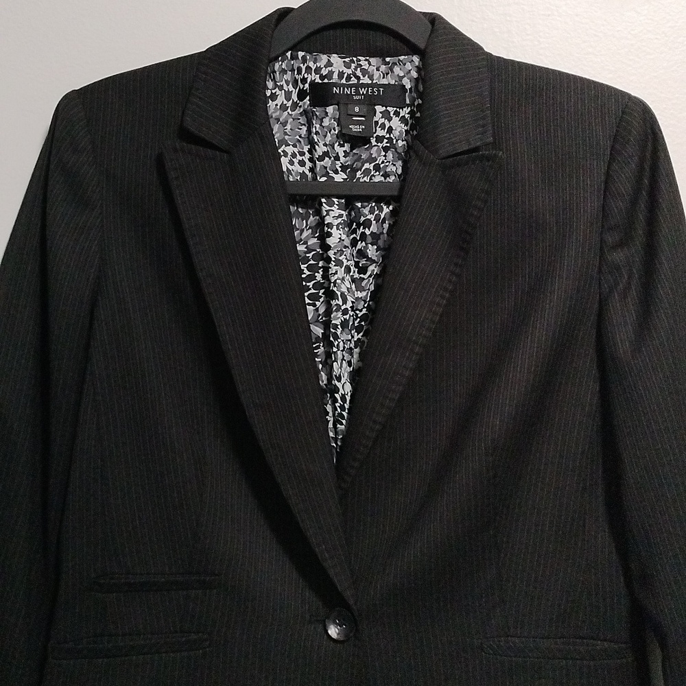 Nine West Single Button Suit Jacket Size 8 - image 3